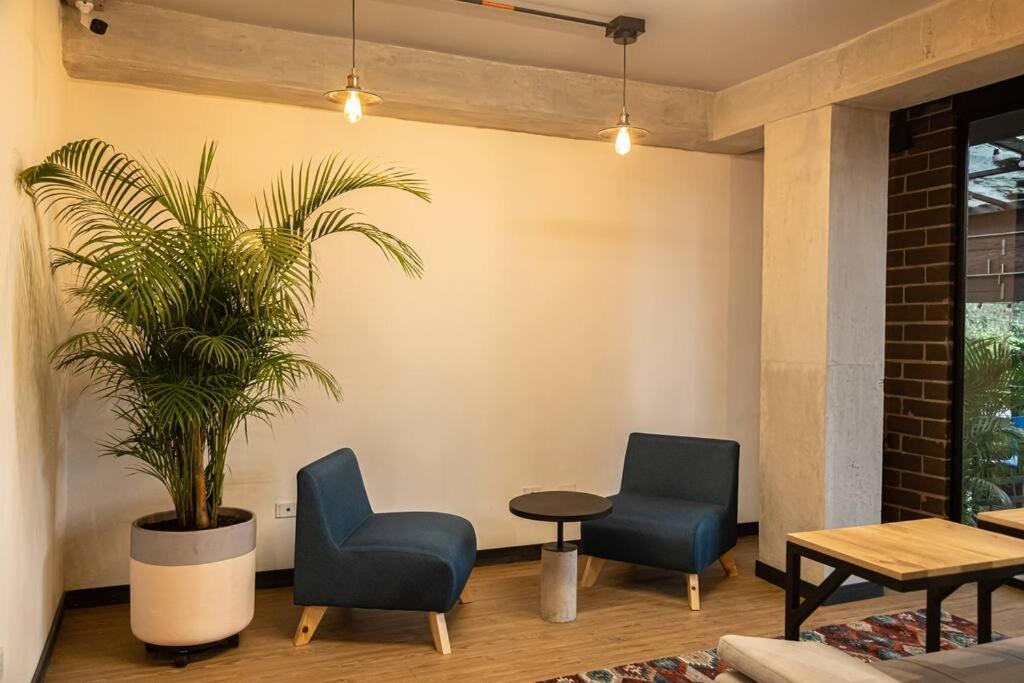 Be Together Coworking & Coliving 303